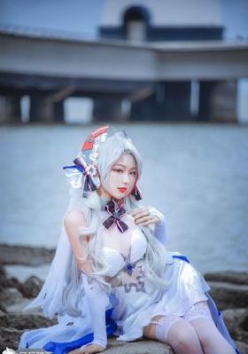 厨房的师生激情h_4K免费高清观看