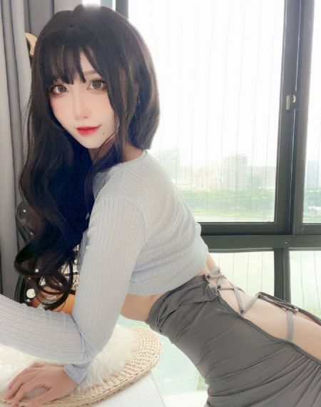 关上门的女教师_1080PHD高清在线观看